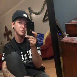 Meet your Posher, Sky